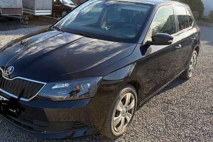 Skoda Fabia 99.610 km 7.700 &euro; Balve 58802