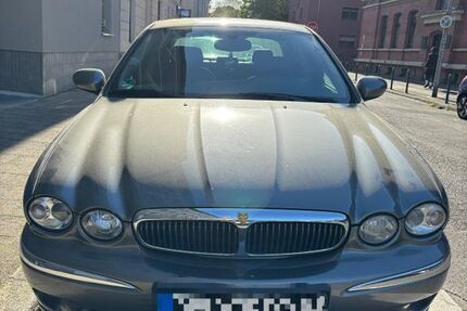 Jaguar X-Type 148.500 km 2.000 &euro; Köln 51103
