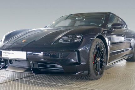 Porsche Taycan 9.900 km 127.990 € Frankfurt 60314