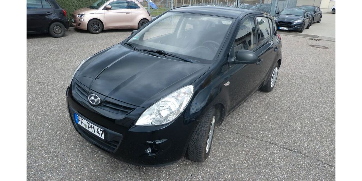 Hyundai i20 127.000 km 3.490 &euro; Mühlacker 75417