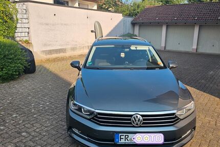 VW Passat 230.000 km 11.550 € Freiburg 79112