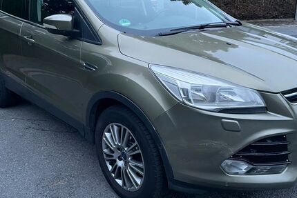 Ford Kuga 196.450 km 4.890 &euro; Offenbach am Main 63069