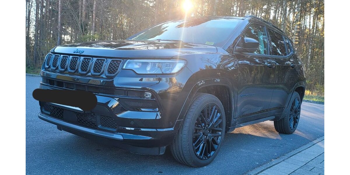 Jeep Compass 53.000 km 22.990 &euro; Müllrose 15299