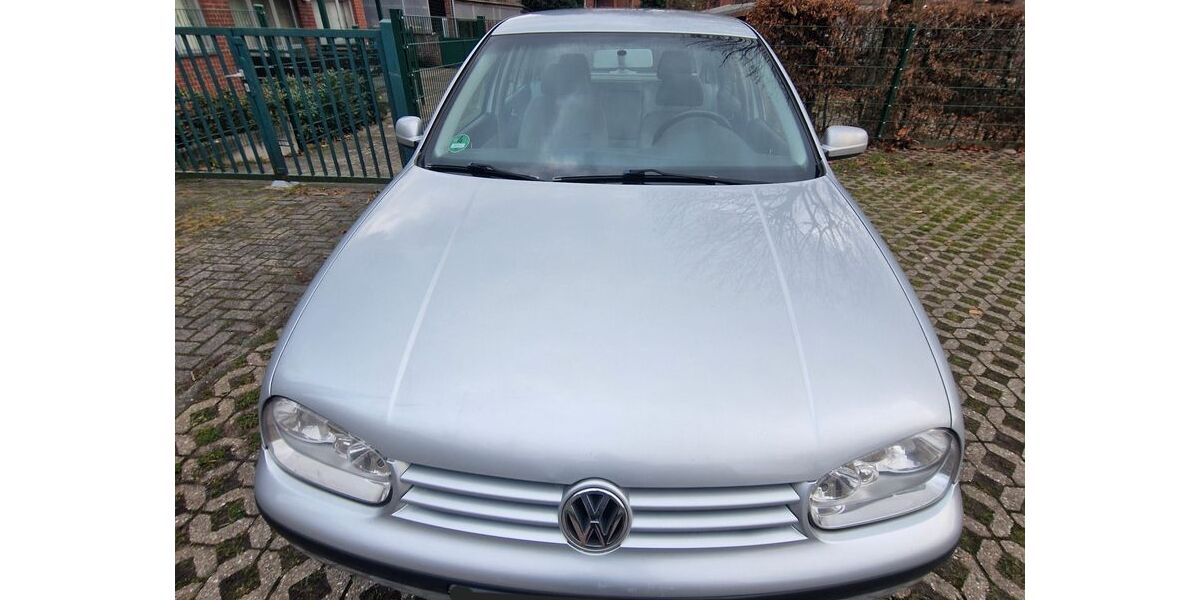 VW Golf 224.826 km 550 &euro; Nettetal 41334