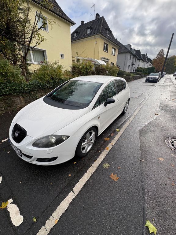 Seat Leon 180.000 km 2.700 € Dortmund 44225