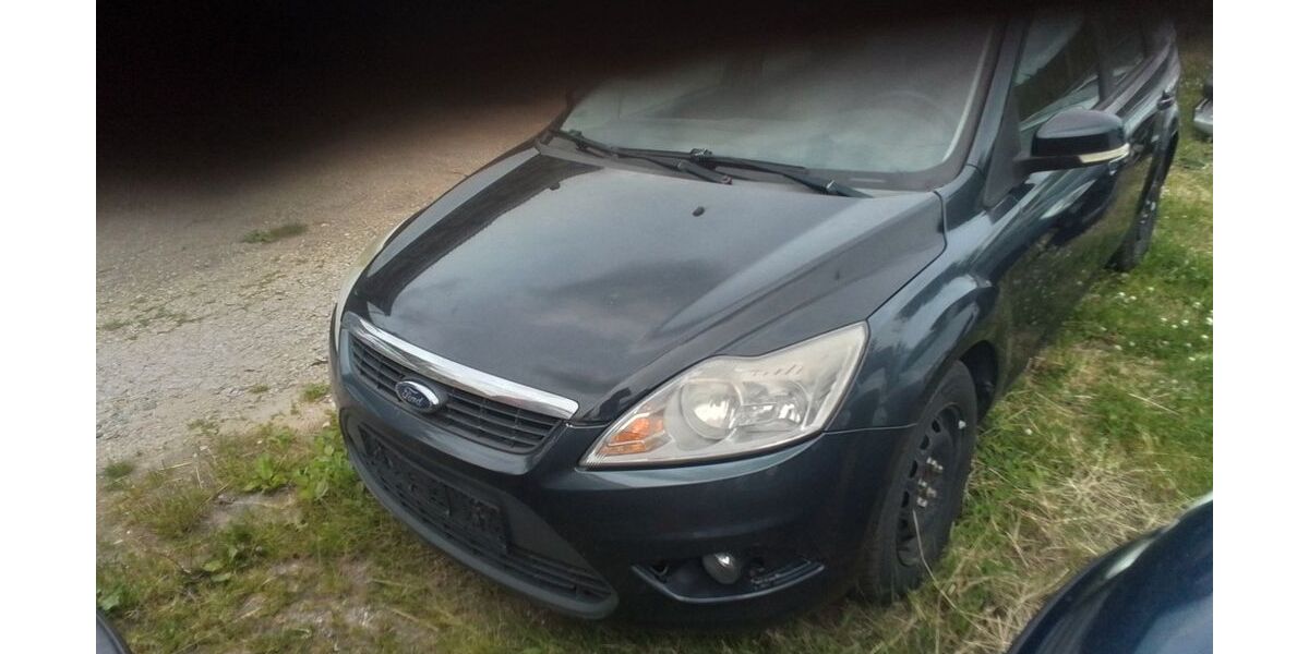 Ford Focus 183.000 km 990 &euro; Jena 07751