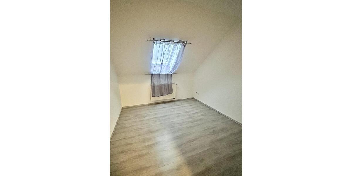 Einfamilienhaus Stadthagen - 7 Zimmer, 190 m&sup2;, 259.000&euro; | Angebot:26967283