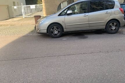 Toyota Corolla Verso 146.000 km 3.400 &euro; Stuttgart 70197