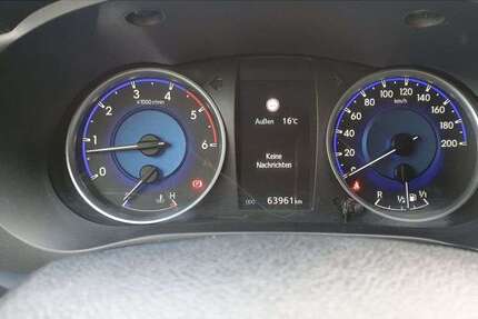 Toyota Hilux 64.000 km 34.950 € Beckum 59269