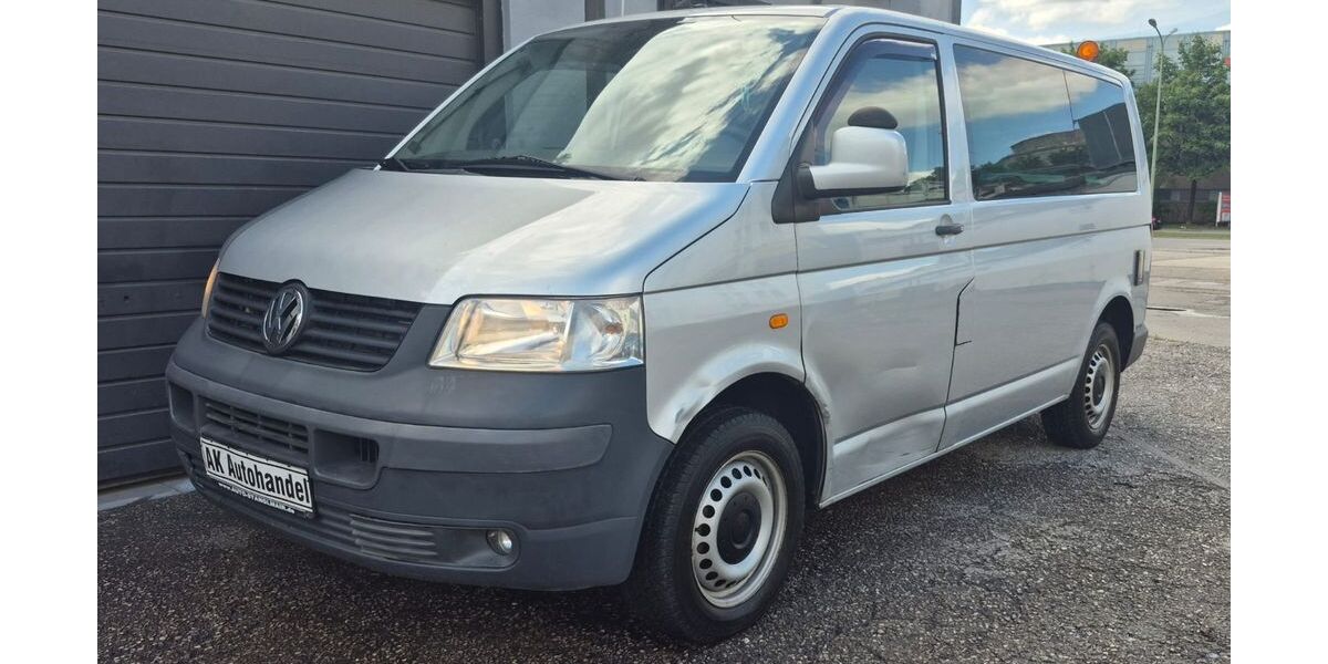 VW T5 Transporter 195.112 km 7.990 &euro; München 80809