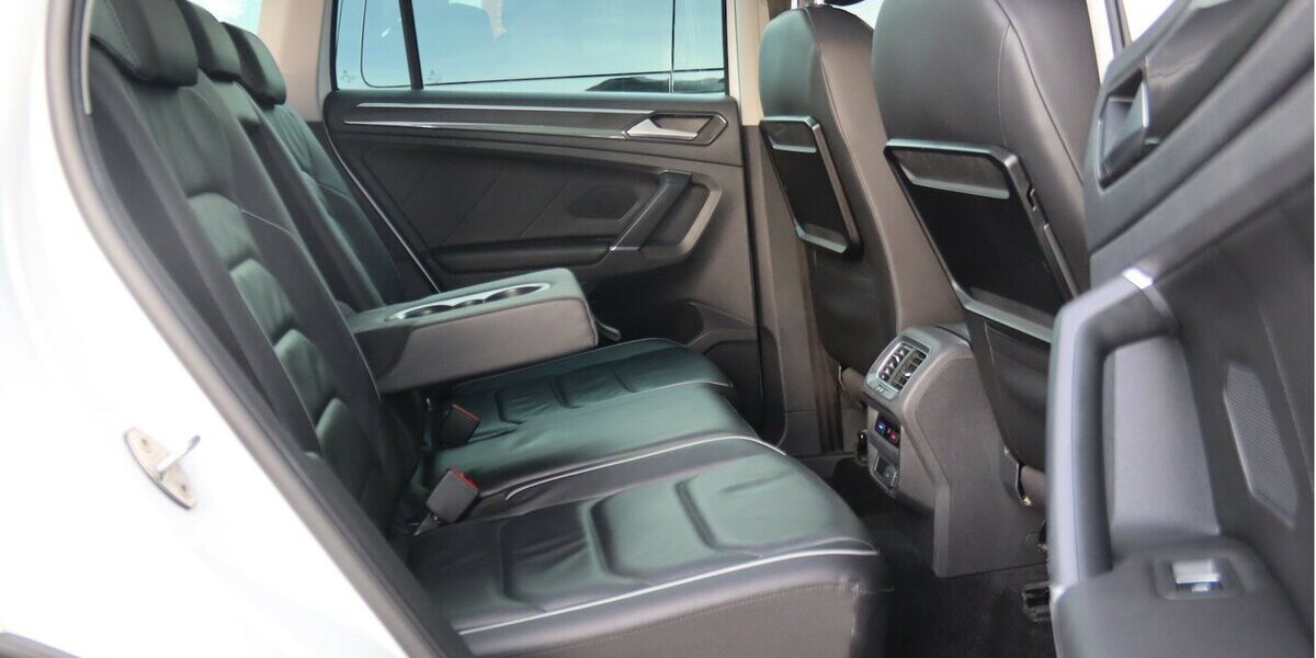 VW Tiguan 2.0TDI HIGHLINE/4-MOTION/VIRTUAL/PANORAMA 162.880 km 18.900 &euro; Villingen-Schwenningen 78054