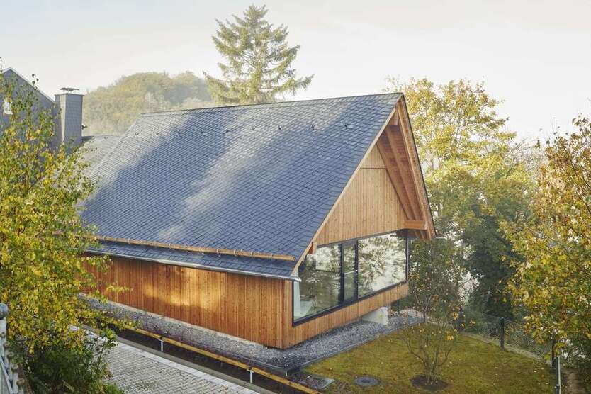 Haus zum Kaufen in Burg Hohenstein 950.000 € 121 m²