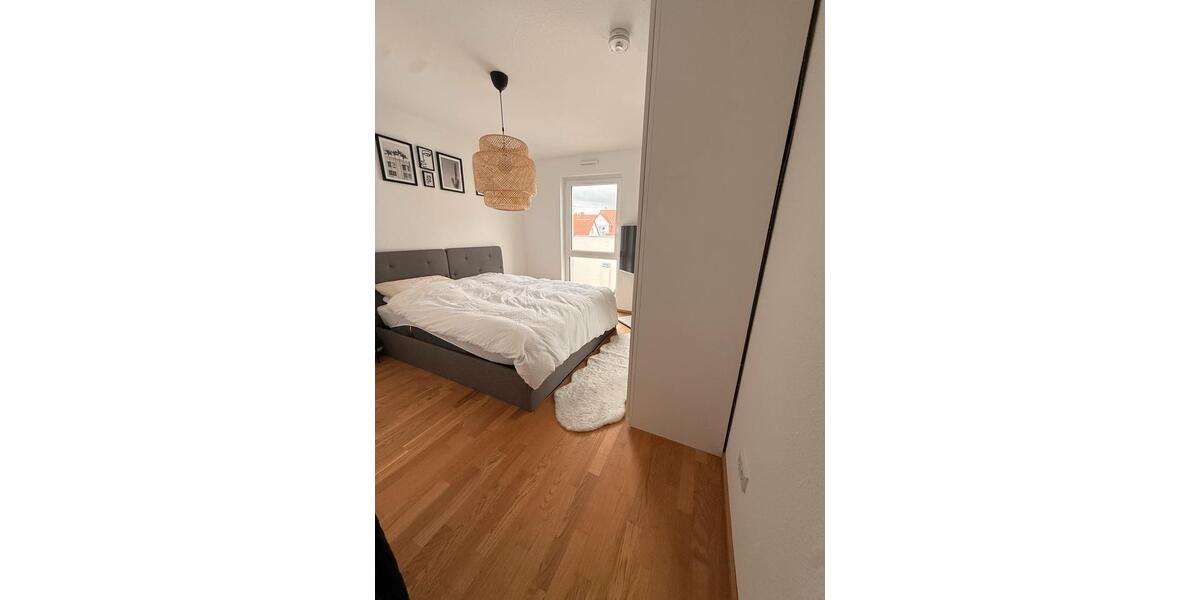 Einfamilienhaus Frankfurt am Main Nied - 2 Zimmer, 85 m&sup2;, 1.715&euro; | Angebot:26623486