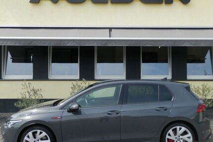 VW Golf 22.700 km 29.850 € Bonn 53119