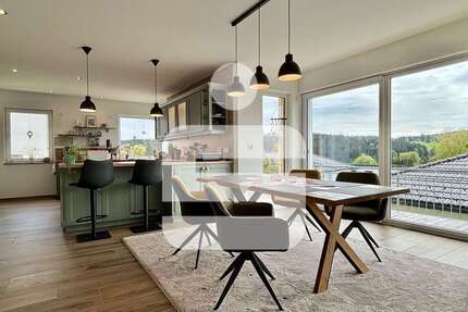 Haus Wegscheid - 5 Zimmer, 216 m&sup2;, 689.000&euro; | Angebot:25238298