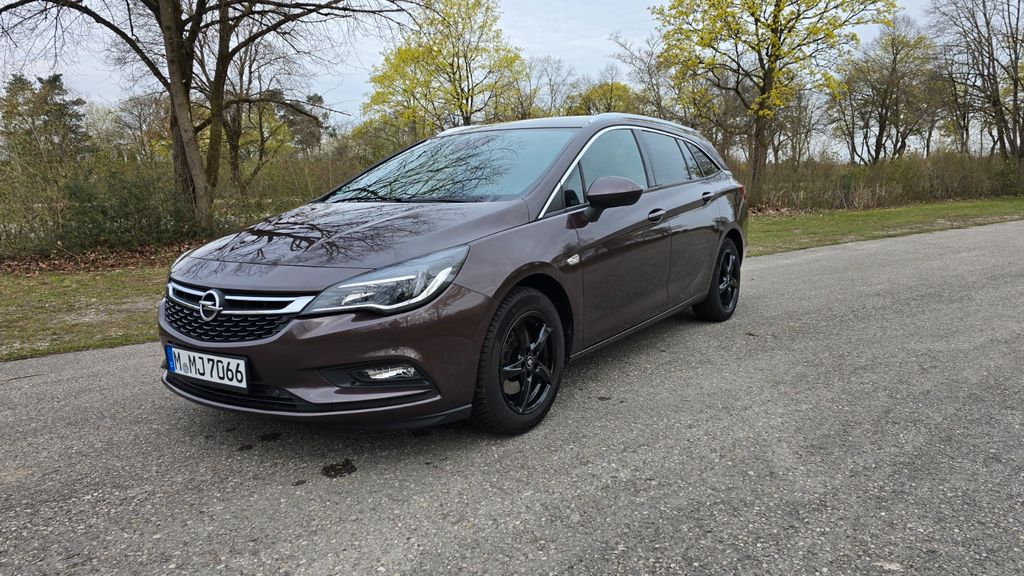 Opel Astra 83.000 km 11.200 &euro; München 81739