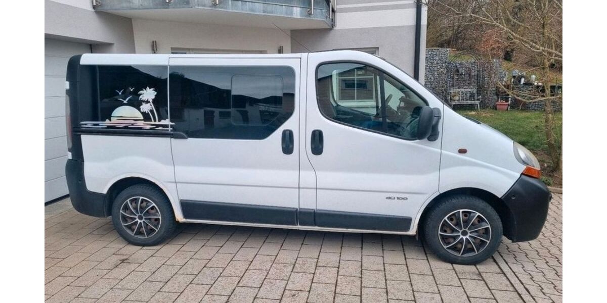 Renault Trafic 283.000 km 3.250 &euro; Sonnen 94164