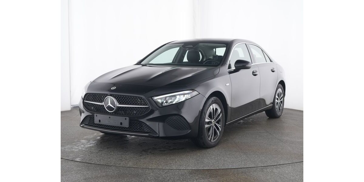 Mercedes-Benz A 250 13.700 km 32.390 &euro; Neustadt a.d. Aisch 91413