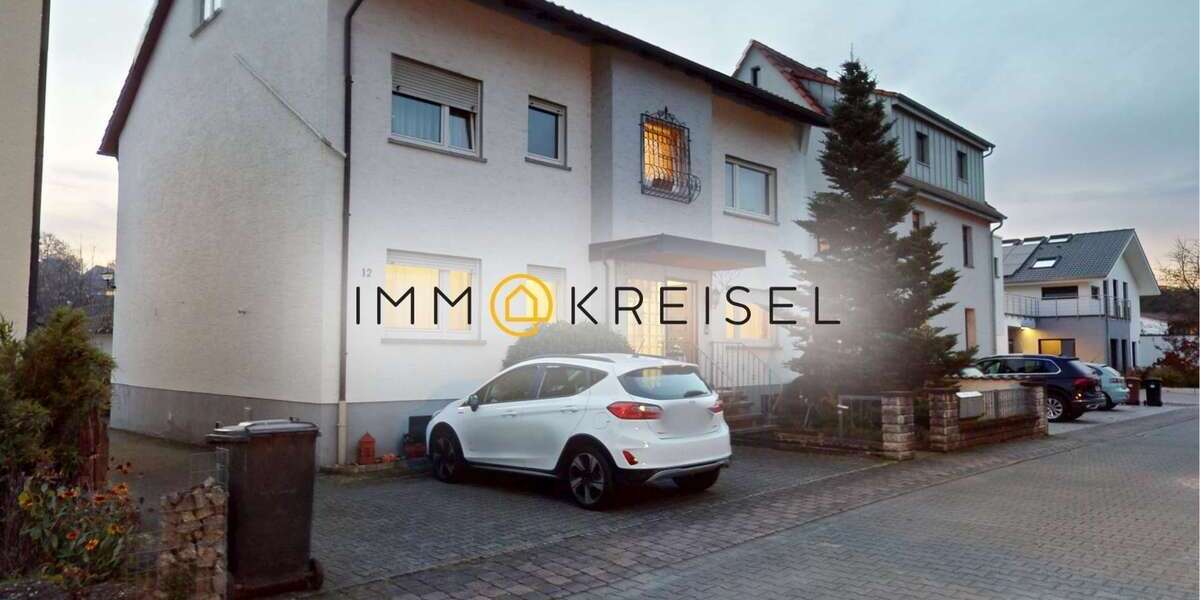 Haus zum Kaufen in Fürth 474.000 € 260 m² 10.5 zimmer