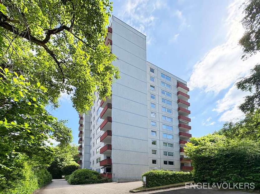 Wohnung zum Kaufen in Saarbrücken 119.000 € 90 m²
