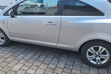 Opel Corsa 144.363 km 2.499 &euro; Wertingen 86637