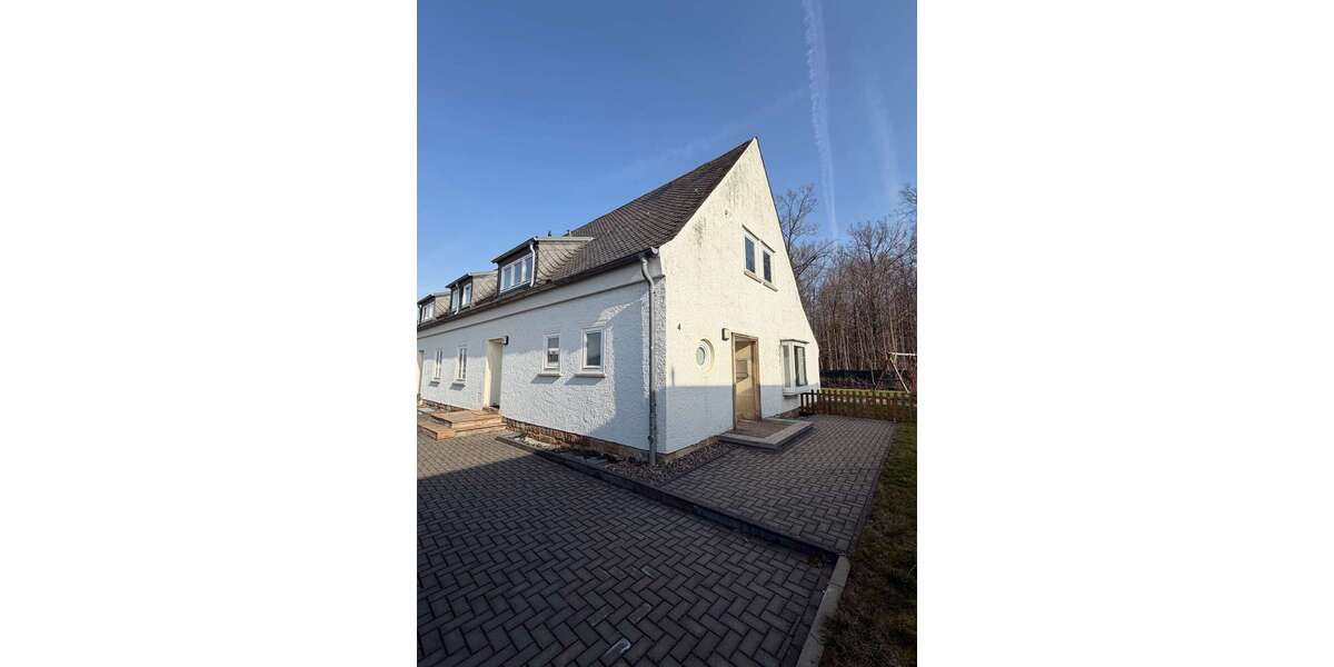 Etagenwohnung Goslar Jürgenohl - 4 Zimmer, 143 m&sup2;, 1.590&euro; | Angebot:25635783