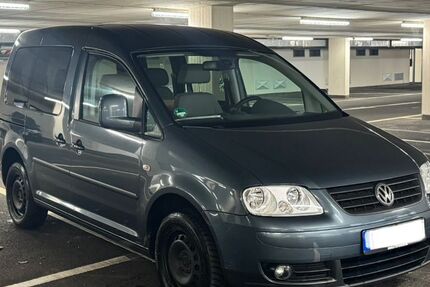 VW Caddy 190.000 km 8.900 &euro; Löhnberg 35792