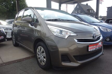 Toyota Verso-S 196.000 km 3.990 &euro; Hof 95030