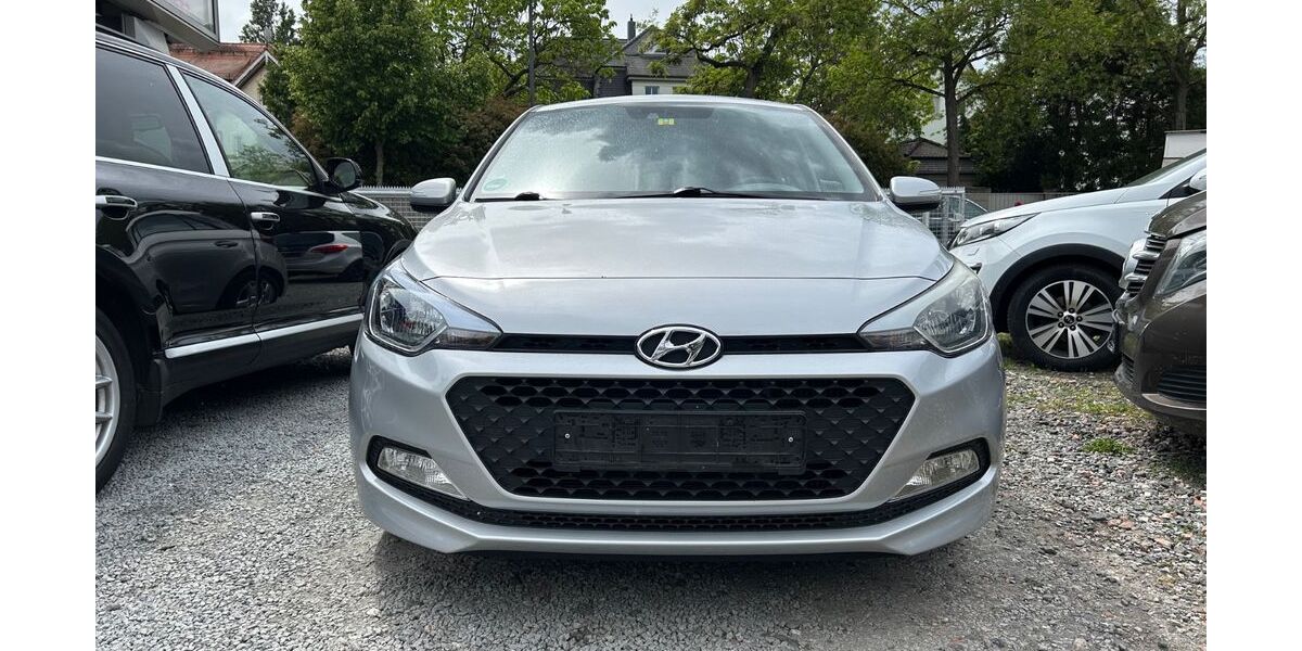 Hyundai i20 110.200 km 8.450 &euro; Mainz-Kastel 55252