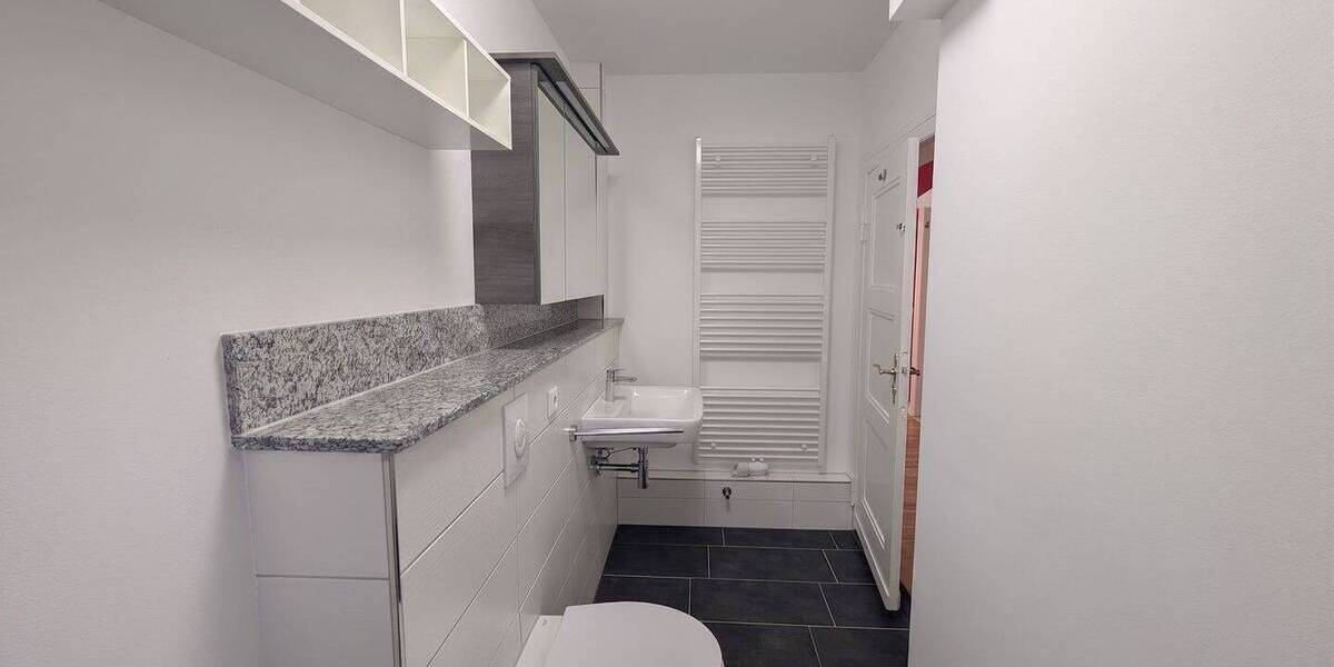Etagenwohnung Eichwalde - 3 Zimmer, 105 m&sup2;, 1.550&euro; | Angebot:26876914