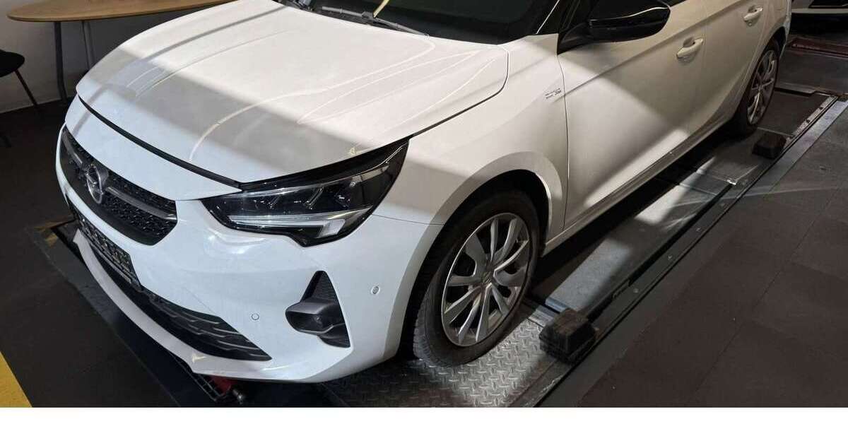 Opel Corsa 20.900 km 13.890 &euro; Bensheim 64625