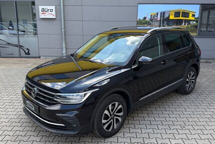 VW Tiguan 37.000 km 26.990 &euro; Lohne 49393