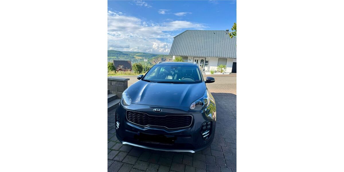 Kia Sportage 64.000 km 17.990 &euro; Kirn 55606