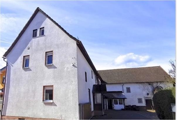 Einfamilienhaus Wehrheim - 6 Zimmer, 172 m&sup2;, 3.000&euro; | Angebot:25396379