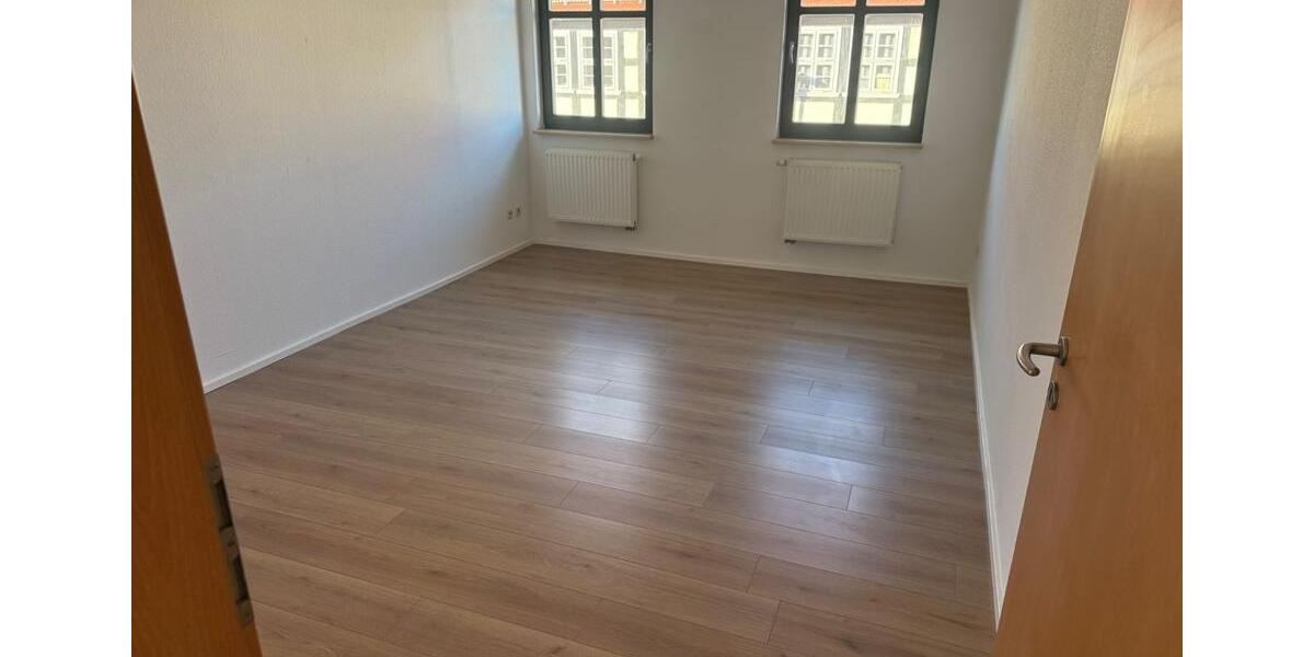 Etagenwohnung Mirow - 2 Zimmer, 72 m&sup2;, 590&euro; | Angebot:26095308