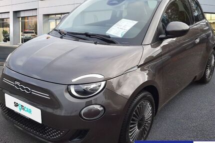 Fiat 500e 16.686 km 16.890 &euro; Hamburg 22457