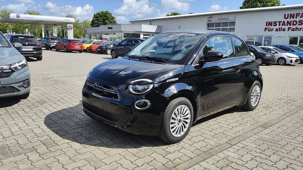 Fiat 500e 19.238 km 22.999 € Massen 03238