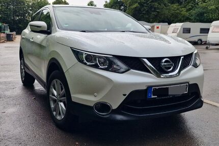 Nissan Qashqai 85.000 km 8.100 &euro; Esslingen am Neckar 73734
