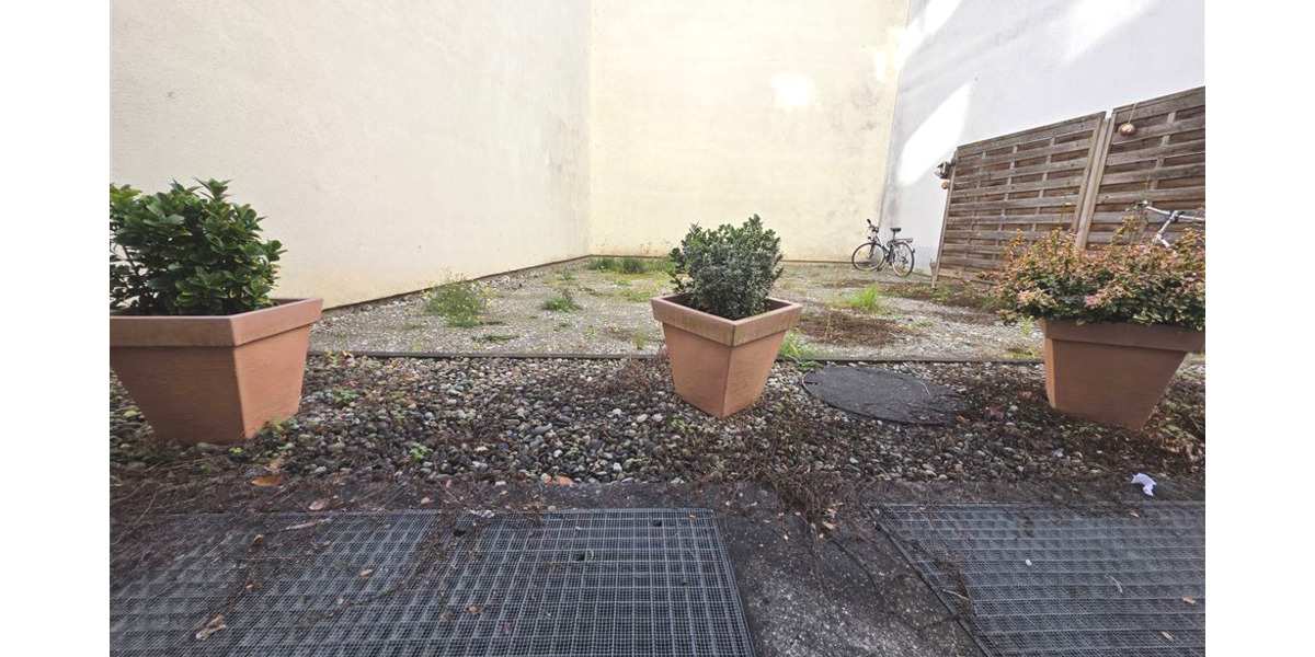 Gewerbeobjekt Singen (Hohentwiel) Singen - 4 Zimmer, 439.000&euro; | Angebot:25689392