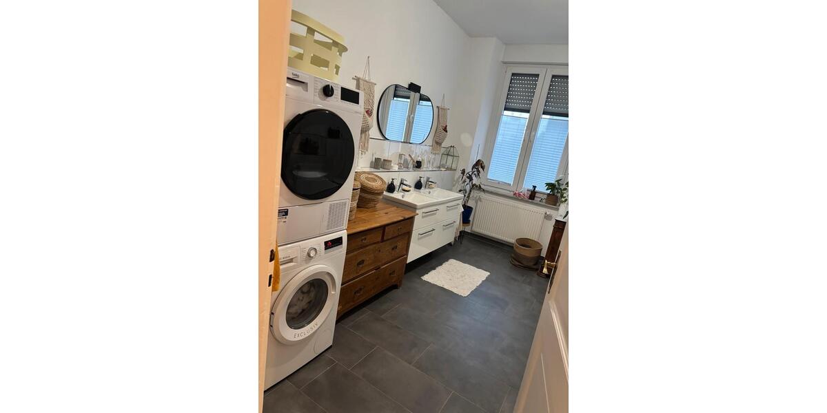 Erdgeschoßwohnung Trier Feyen-Weismark - 5 Zimmer, 108 m&sup2;, 600&euro; | Angebot:25993434