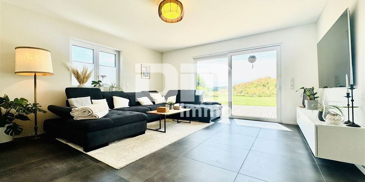 Exklusiver Neubautraum mit Premium-Ausstattung, großer Terrasse und Doppelgarage - Einfamilienhaus Bad Arolsen | Angebot:27023643