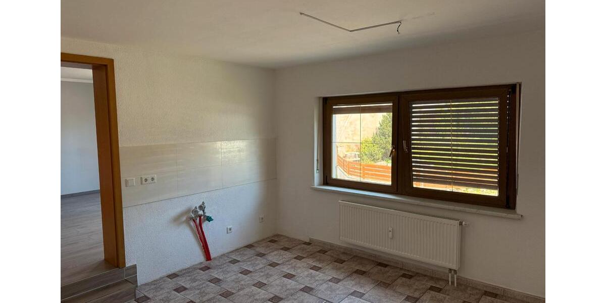 Erdgeschoßwohnung Heilsbronn - 4.5 Zimmer, 115 m&sup2;, 850&euro; | Angebot:26407113
