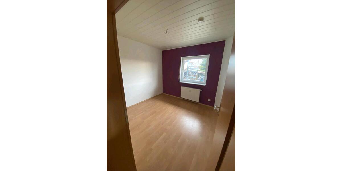 Erdgeschoßwohnung Riedstadt - 3 Zimmer, 72 m&sup2;, 1.050&euro; | Angebot:26285045