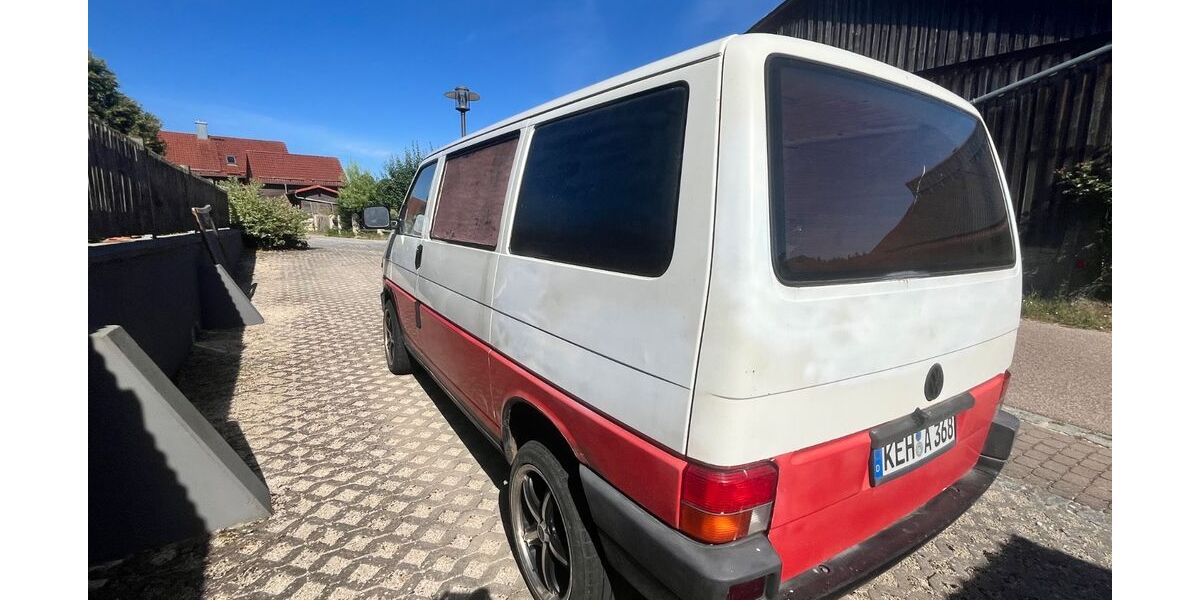 VW T4 andere 252.300 km 2.600 &euro; Essing 93343