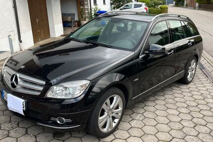 Mercedes-Benz 220 209.000 km 7.150 &euro; Tüßling 84577