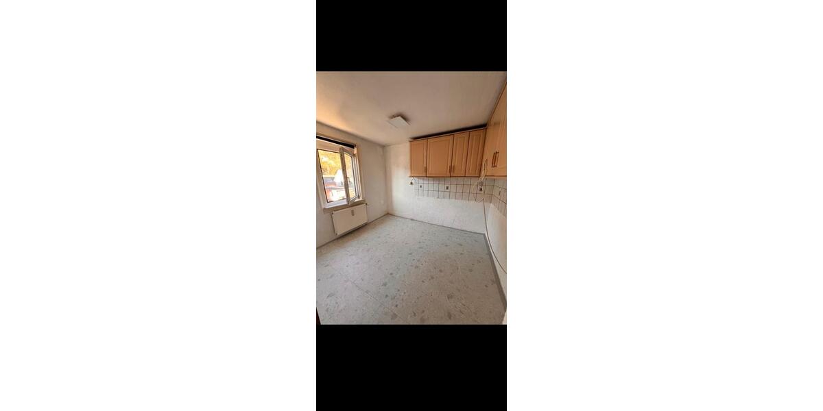 Mehrfamilienhaus, Wohnhaus Herdorf - 8 Zimmer, 229 m&sup2;, 145.000&euro; | Angebot:27121617