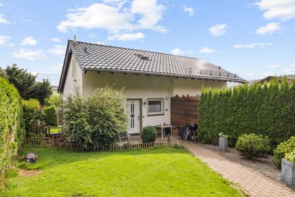 Ferienhaus im Feriendorf Olsberg – saniert & möbliert Erwerb über Mietkauf - Haus Olsberg | Angebot:25552916