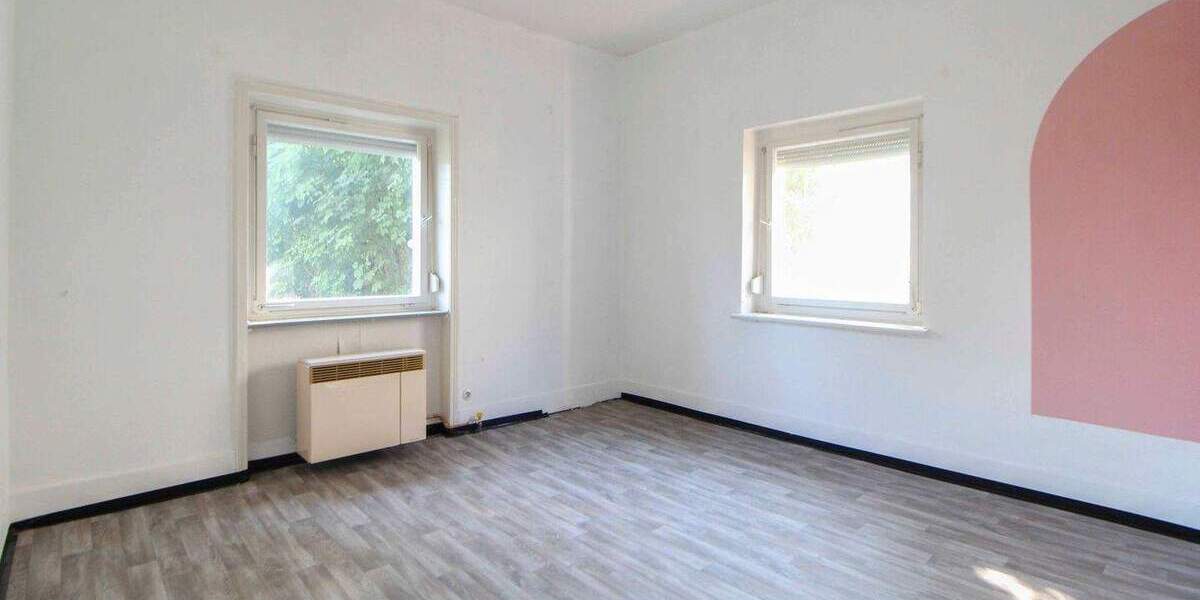 Interessantes MFH mit Wertsteigerungspotenzial und großem Garten in Top-Lage von Stuttgart 9 zimmer