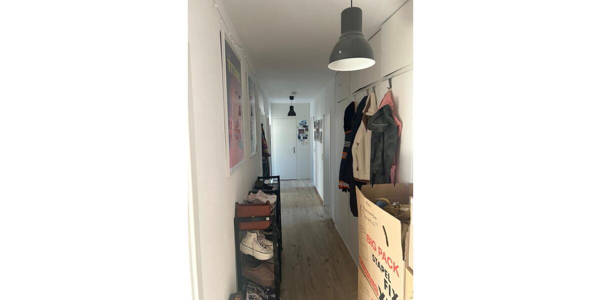 Dachgeschoßwohnung Saarbrücken - 4 Zimmer, 100 m&sup2;, 1.300&euro; | Angebot:26611843