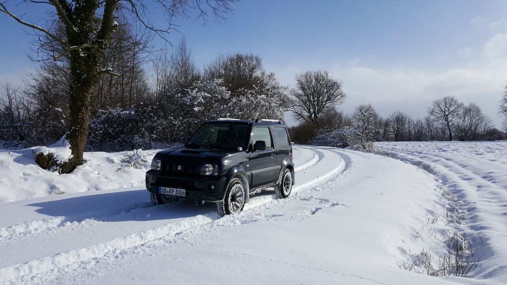 Suzuki Jimny 44.000 km 17.750 &euro; Barnitz 23858